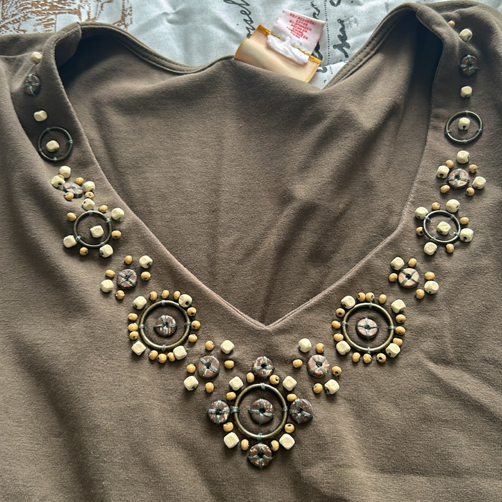 Ruby Rd V-Neck TeeShirt - Picture 2 of 4